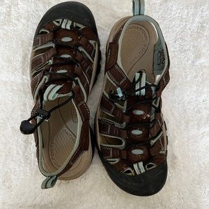 Keen sandals. Waterproof.